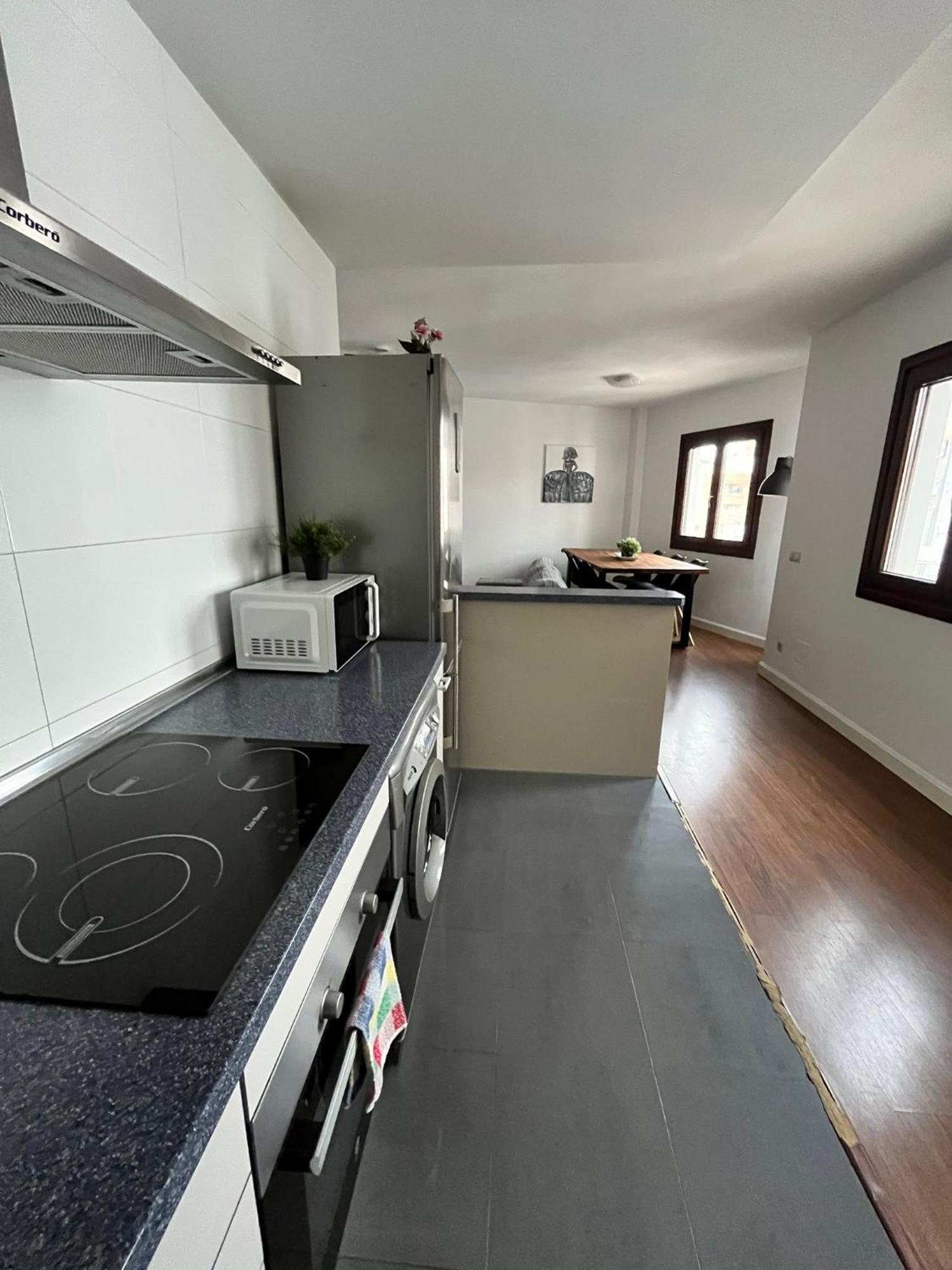 El Torcal Luxury Apartment With Free Parking مالقة المظهر الخارجي الصورة