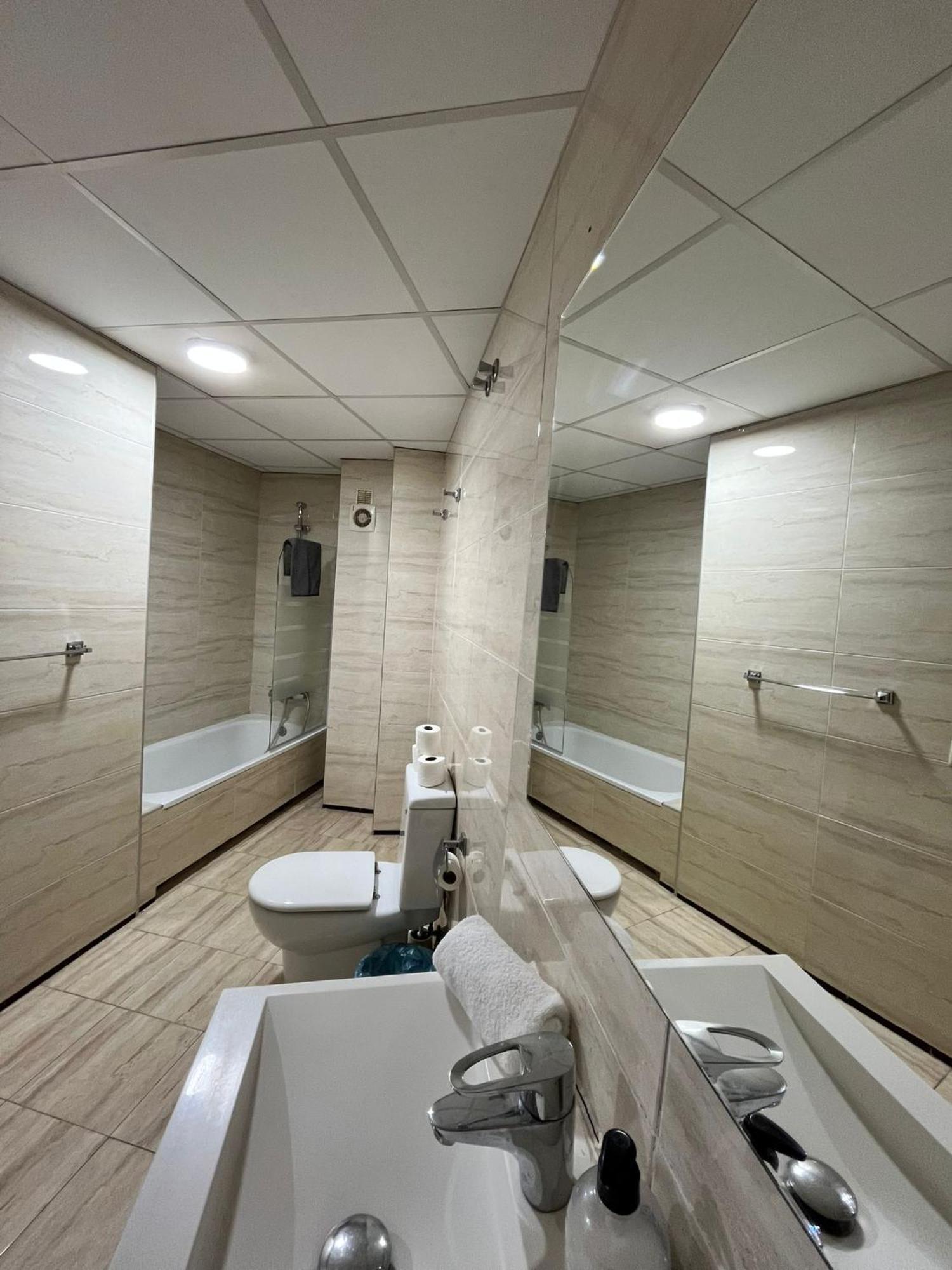 El Torcal Luxury Apartment With Free Parking مالقة المظهر الخارجي الصورة